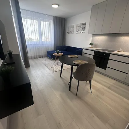 Royal Blue Parking Free Apartmán Trnava